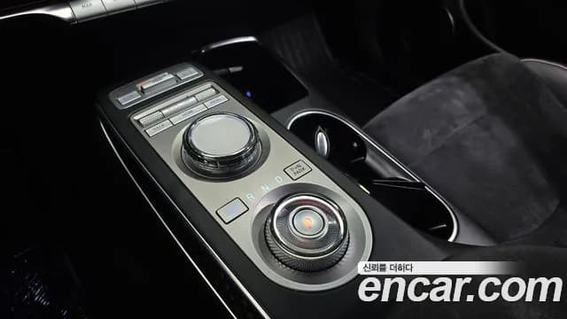 2021 Genesis GV70 3.5T Gasoline AWD Sold VIN KMTMF81CDMU019065 – dashboard 2021 Genesis GV70 3.5T Gasoline AWD Sold VIN KMTMF81CDMU019065 – dashboard