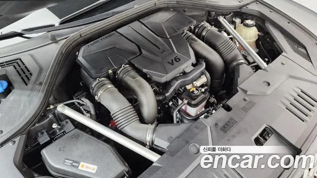 2022 Genesis GV70 3.5T Gasoline AWD Sold VIN KMTMF81CDNU056220 – engine bay 2022 Genesis GV70 3.5T Gasoline AWD Sold VIN KMTMF81CDNU056220 – engine bay