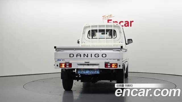 2023 etc Others Others Sold VIN KN90K3Z9EPECGA030 – front exterior 2023 etc Others Others Sold VIN KN90K3Z9EPECGA030 – front exterior