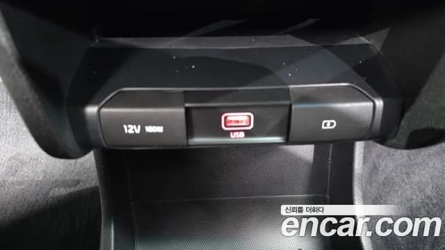 2024 Kia Niro Plus Air Sold VIN KNAA181GFRT017229 – interior seats 2024 Kia Niro Plus Air Sold VIN KNAA181GFRT017229 – interior seats