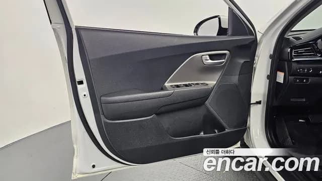 2023 Kia Niro Plus Earth Sold VIN KNAA281GFPT000844 – interior seats 2023 Kia Niro Plus Earth Sold VIN KNAA281GFPT000844 – interior seats