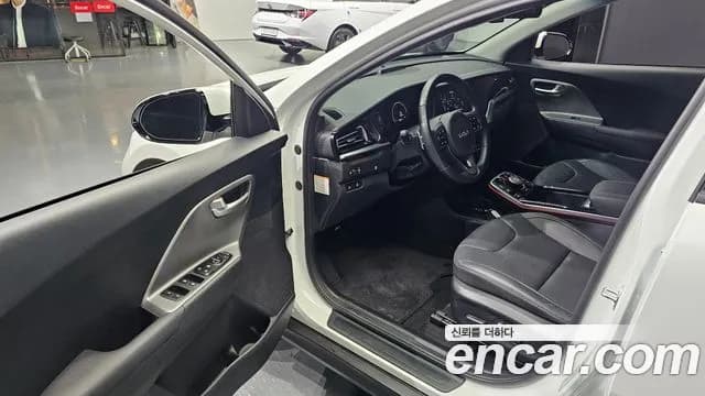 2024 Kia Niro Plus Earth Sold VIN KNAA281GFRT013160 – trunk area 2024 Kia Niro Plus Earth Sold VIN KNAA281GFRT013160 – trunk area