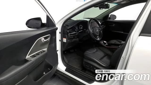 2024 Kia Niro Plus Earth Sold VIN KNAA281GFRT015229 – front exterior 2024 Kia Niro Plus Earth Sold VIN KNAA281GFRT015229 – front exterior