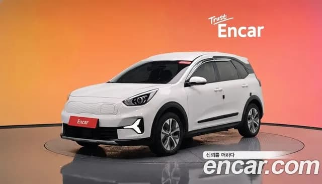2023 Kia Niro Plus Light (Taxi Trim) Sold VIN KNAA381GFPT011481 – front exterior 2023 Kia Niro Plus Light (Taxi Trim) Sold VIN KNAA381GFPT011481 – front exterior