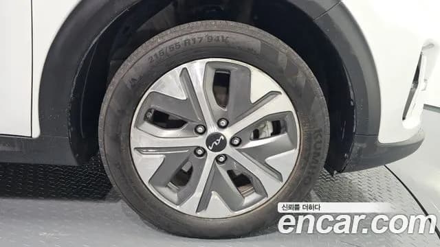 2023 Kia Niro Plus Light (Taxi Trim) Sold VIN KNAA381GFPT011481 – exterior detail 2023 Kia Niro Plus Light (Taxi Trim) Sold VIN KNAA381GFPT011481 – exterior detail