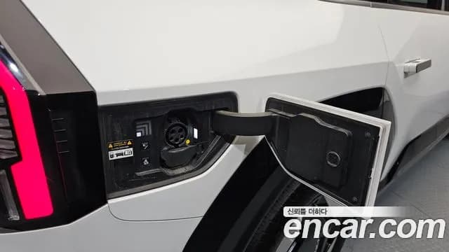 2024 Kia EV9 Long Range 2WD Sold VIN KNAAC811FRS006127 – photo 11 2024 Kia EV9 Long Range 2WD Sold VIN KNAAC811FRS006127 – photo 11
