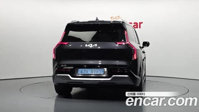 2024 Kia EV9 Long Range 4WD Sold VIN KNAAC815PRS001182 – trunk area 2024 Kia EV9 Long Range 4WD Sold VIN KNAAC815PRS001182 – trunk area