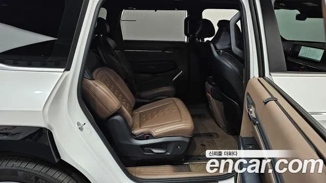 2024 Kia EV9 Long Range 4WD Sold VIN KNAAC815PRS001275 – interior seats 2024 Kia EV9 Long Range 4WD Sold VIN KNAAC815PRS001275 – interior seats