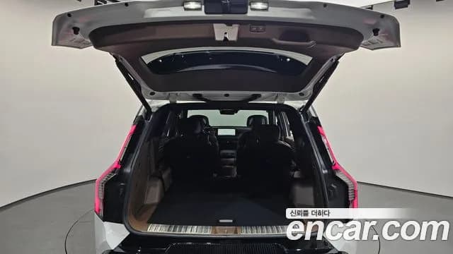 2024 Kia EV9 Long Range 4WD Sold VIN KNAAC815PRS001275 – engine bay 2024 Kia EV9 Long Range 4WD Sold VIN KNAAC815PRS001275 – engine bay