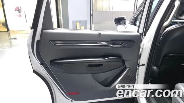 2024 Kia EV9 Long Range 4WD Sold VIN KNAAC815PRS002704 – exterior detail 2024 Kia EV9 Long Range 4WD Sold VIN KNAAC815PRS002704 – exterior detail
