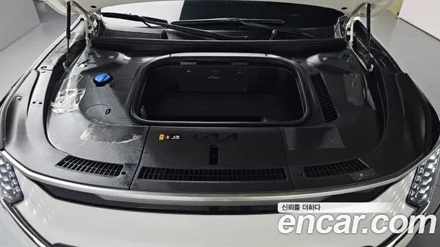 2024 Kia EV9 Long Range 4WD Sold VIN KNAAC815PRS005985 – interior seats 2024 Kia EV9 Long Range 4WD Sold VIN KNAAC815PRS005985 – interior seats