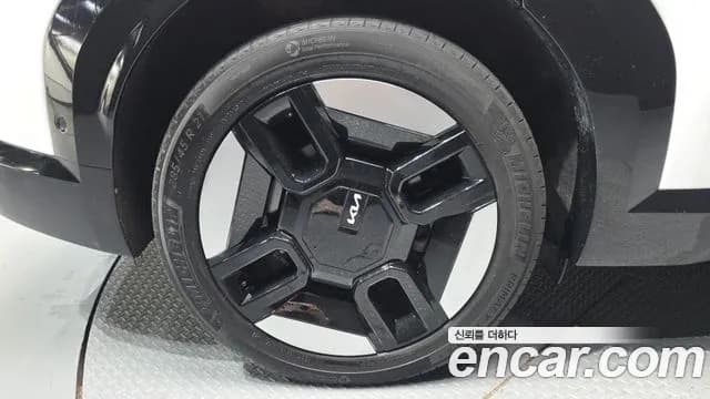 2024 Kia EV9 Long Range 4WD Sold VIN KNAAC815PRS006570 – front exterior 2024 Kia EV9 Long Range 4WD Sold VIN KNAAC815PRS006570 – front exterior