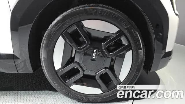 2024 Kia EV9 Long Range 4WD Sold VIN KNAAC815PRS006570 – photo 28 2024 Kia EV9 Long Range 4WD Sold VIN KNAAC815PRS006570 – photo 28