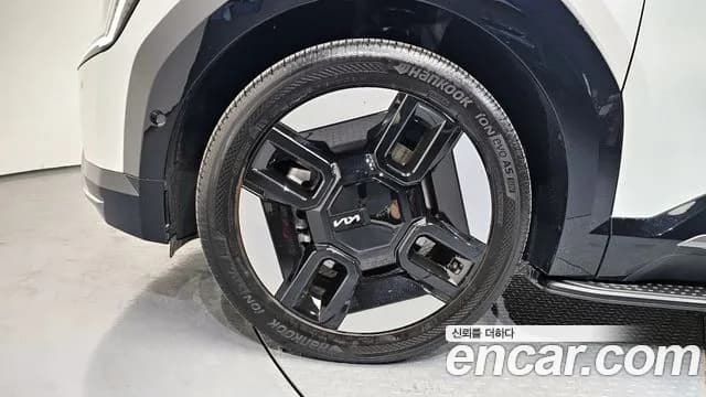 2024 Kia EV9 Long Range 4WD Sold VIN KNAAF815PRS001573 – photo 14 2024 Kia EV9 Long Range 4WD Sold VIN KNAAF815PRS001573 – photo 14