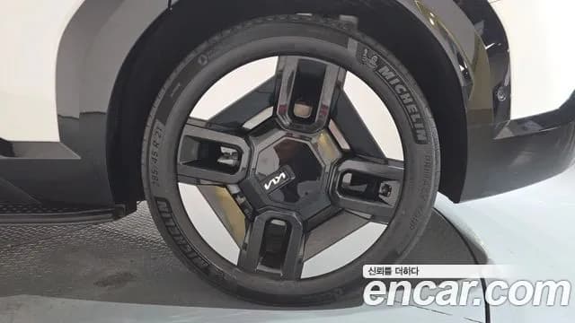 2024 Kia EV9 Long Range 4WD Sold VIN KNAAF815PRS005970 – undercarriage 2024 Kia EV9 Long Range 4WD Sold VIN KNAAF815PRS005970 – undercarriage