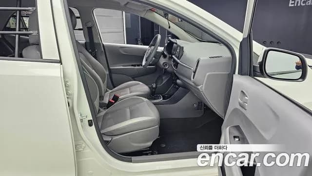 2021 Kia Morning Urban (JA) Van Sold VIN KNAB1918BMT782896 – interior seats 2021 Kia Morning Urban (JA) Van Sold VIN KNAB1918BMT782896 – interior seats