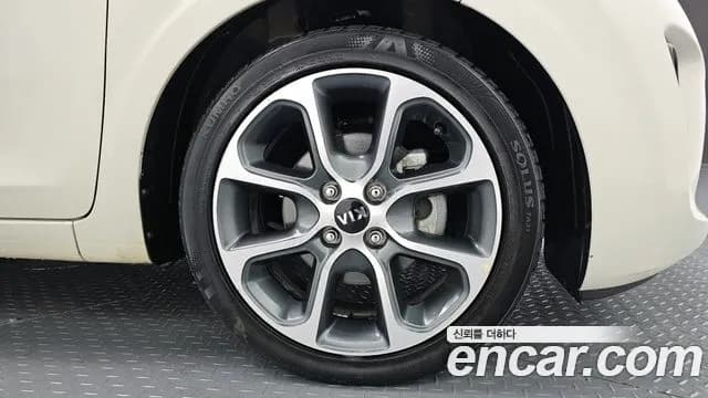 2017 Kia All New Morning (JA) Luxury Sold VIN KNAB3511BHT091758 – exterior detail 2017 Kia All New Morning (JA) Luxury Sold VIN KNAB3511BHT091758 – exterior detail