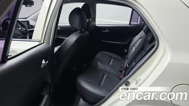 2017 Kia All New Morning (JA) Luxury Sold VIN KNAB3511BHT117373 – exterior detail 2017 Kia All New Morning (JA) Luxury Sold VIN KNAB3511BHT117373 – exterior detail