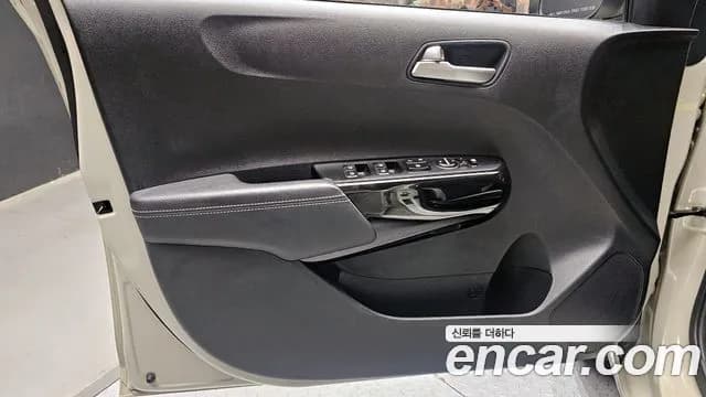 2017 Kia All New Morning (JA) Luxury Sold VIN KNAB3511BHT127988 – interior seats 2017 Kia All New Morning (JA) Luxury Sold VIN KNAB3511BHT127988 – interior seats