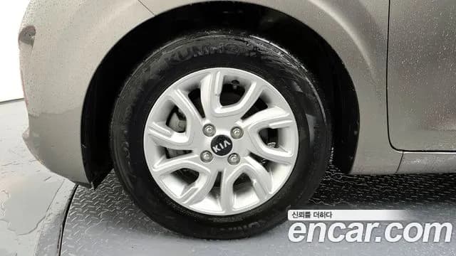 2020 Kia All New Morning (JA) Luxury Sold VIN KNAB3511BLT624734 – trunk area 2020 Kia All New Morning (JA) Luxury Sold VIN KNAB3511BLT624734 – trunk area