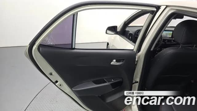 2017 Kia All New Morning (JA) Prestige Sold VIN KNAB5511BHT022213 – interior seats 2017 Kia All New Morning (JA) Prestige Sold VIN KNAB5511BHT022213 – interior seats