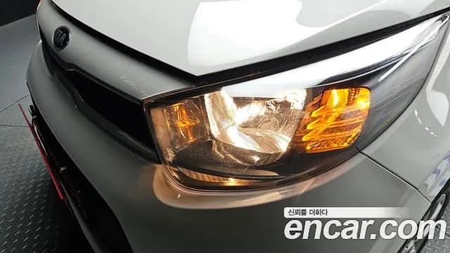 2017 Kia All New Morning (JA) Trendy Sold VIN KNAB6511BHT177964 – exterior detail 2017 Kia All New Morning (JA) Trendy Sold VIN KNAB6511BHT177964 – exterior detail