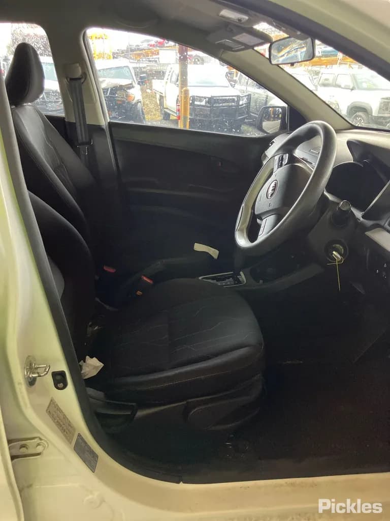 2016 Kia Picanto Used VIN KNABX512MHT402256 – photo 12 2016 Kia Picanto Used VIN KNABX512MHT402256 – photo 12
