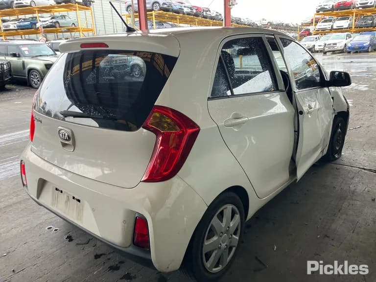 2016 Kia Picanto Used VIN KNABX512MHT402256 – photo 24 2016 Kia Picanto Used VIN KNABX512MHT402256 – photo 24