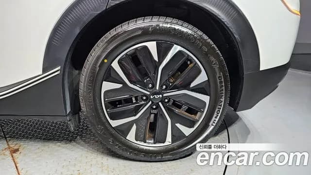 2022 Kia EV6 Long Range Sold VIN KNAC281AFNA021443 – interior seats 2022 Kia EV6 Long Range Sold VIN KNAC281AFNA021443 – interior seats