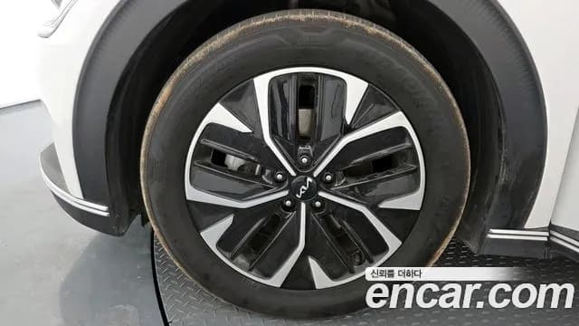 2022 Kia EV6 Long Range Sold VIN KNAC281AFNA057204 – photo 12 2022 Kia EV6 Long Range Sold VIN KNAC281AFNA057204 – photo 12