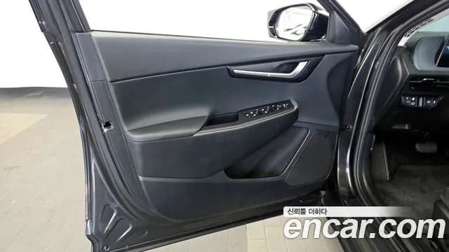 2022 Kia EV6 Long Range Sold VIN KNAC281AFNA071282 – interior seats 2022 Kia EV6 Long Range Sold VIN KNAC281AFNA071282 – interior seats