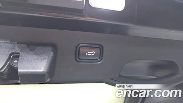2023 Kia EV6 Long Range Sold VIN KNAC281AFPA092463 – interior seats 2023 Kia EV6 Long Range Sold VIN KNAC281AFPA092463 – interior seats