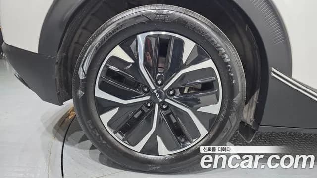 2024 Kia EV6 Long Range Sold VIN KNAC281AFRA221359 – side profile 2024 Kia EV6 Long Range Sold VIN KNAC281AFRA221359 – side profile