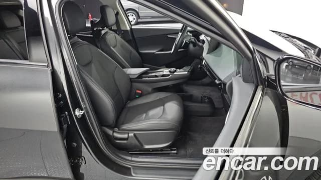 2022 Kia EV6 Long Range 4WD Sold VIN KNAC281CPNA081549 – interior seats 2022 Kia EV6 Long Range 4WD Sold VIN KNAC281CPNA081549 – interior seats