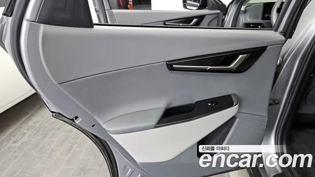 2025 Kia The New EV6 Long Range 4WD Sold VIN KNAC281CPSA232690 – trunk area 2025 Kia The New EV6 Long Range 4WD Sold VIN KNAC281CPSA232690 – trunk area