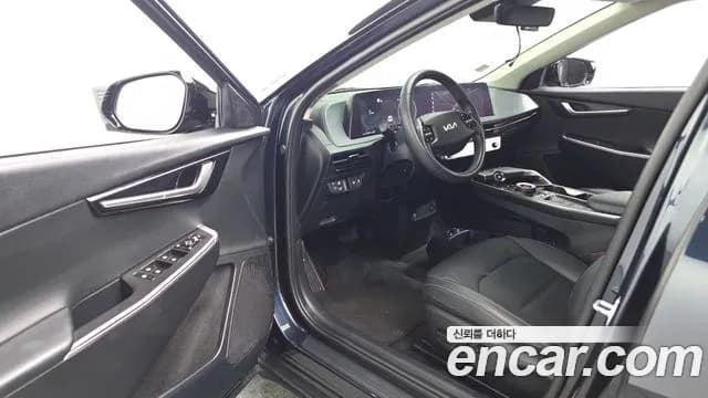 2022 Kia EV6 Standard 4WD Sold VIN KNAC281DPNA024315 – interior seats 2022 Kia EV6 Standard 4WD Sold VIN KNAC281DPNA024315 – interior seats