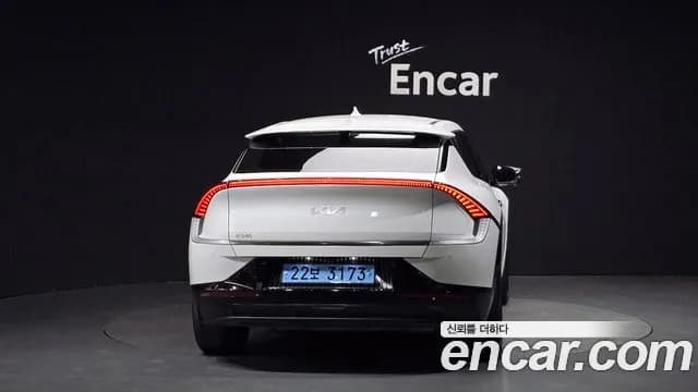 2022 Kia EV6 Long Range Sold VIN KNAC381AFNA053793 – interior seats 2022 Kia EV6 Long Range Sold VIN KNAC381AFNA053793 – interior seats
