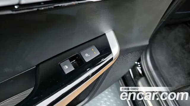 2023 Kia EV6 Long Range Sold VIN KNAC381AFPA136537 – interior seats 2023 Kia EV6 Long Range Sold VIN KNAC381AFPA136537 – interior seats