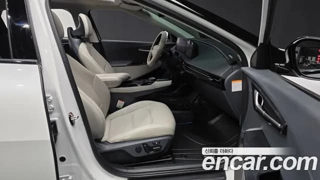 2023 Kia EV6 Long Range Sold VIN KNAC381AFPA140911 – interior seats 2023 Kia EV6 Long Range Sold VIN KNAC381AFPA140911 – interior seats