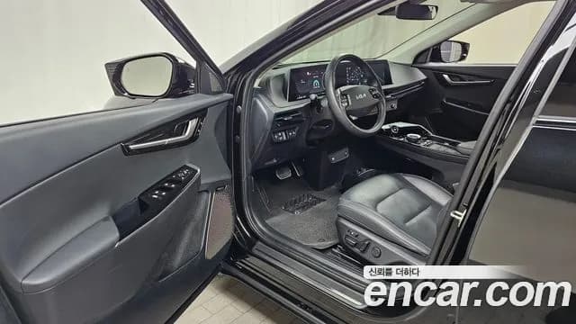 2023 Kia EV6 Long Range Sold VIN KNAC381AFPA146140 – interior seats 2023 Kia EV6 Long Range Sold VIN KNAC381AFPA146140 – interior seats