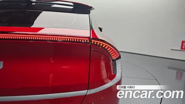 2022 Kia EV6 Standard Sold VIN KNAC381BFNA065704 – side profile 2022 Kia EV6 Standard Sold VIN KNAC381BFNA065704 – side profile