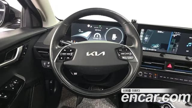 2022 Kia EV6 Long Range 4WD Sold VIN KNAC381CPNA013456 – interior seats 2022 Kia EV6 Long Range 4WD Sold VIN KNAC381CPNA013456 – interior seats