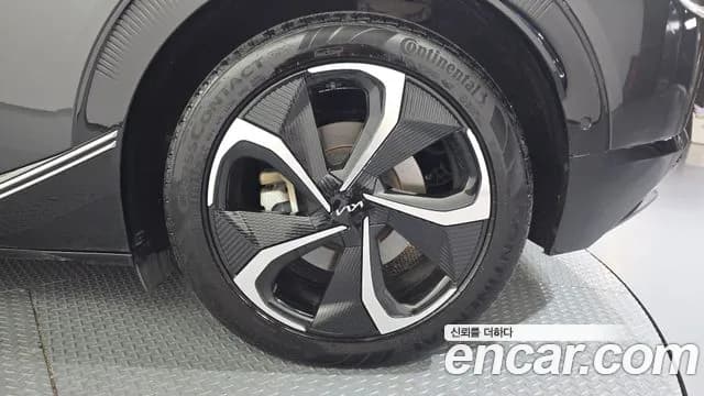 2022 Kia EV6 Long Range 4WD Sold VIN KNAC381CPNA013456 – exterior detail 2022 Kia EV6 Long Range 4WD Sold VIN KNAC381CPNA013456 – exterior detail