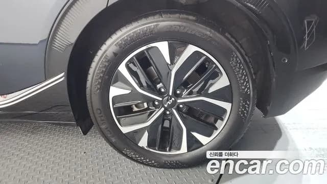 2022 Kia EV6 Long Range 4WD Sold VIN KNAC381CPNA063632 – photo 24 2022 Kia EV6 Long Range 4WD Sold VIN KNAC381CPNA063632 – photo 24
