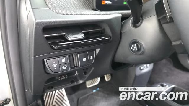 2025 Kia The New EV6 Long Range 4WD Sold VIN KNAC381CPSA225555 – exterior detail 2025 Kia The New EV6 Long Range 4WD Sold VIN KNAC381CPSA225555 – exterior detail