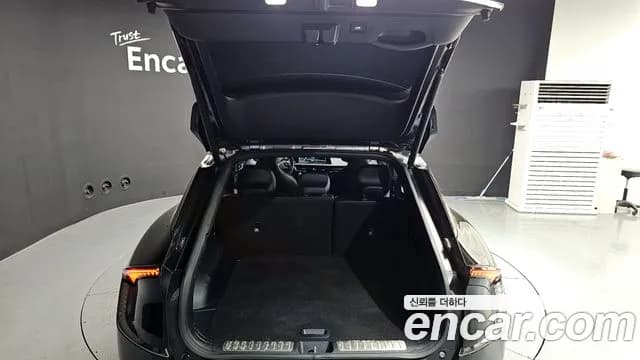 2022 Kia EV6 Long Range Sold VIN KNAC581AFNA011666 – interior seats 2022 Kia EV6 Long Range Sold VIN KNAC581AFNA011666 – interior seats