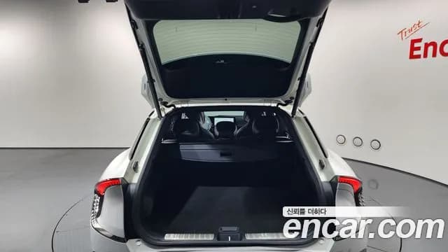 2022 Kia EV6 Long Range 4WD Sold VIN KNAC581CPNA008847 – interior seats 2022 Kia EV6 Long Range 4WD Sold VIN KNAC581CPNA008847 – interior seats