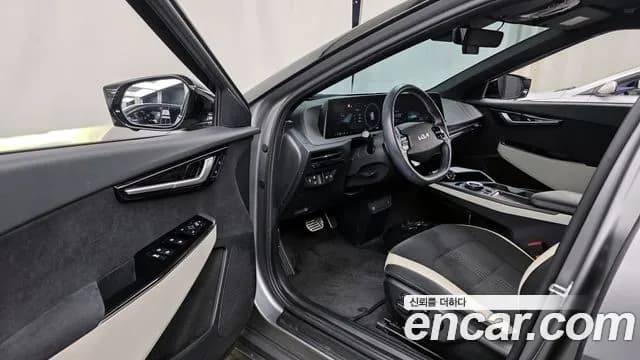 2022 Kia EV6 Long Range 4WD Sold VIN KNAC581CPNA045971 – trunk area 2022 Kia EV6 Long Range 4WD Sold VIN KNAC581CPNA045971 – trunk area