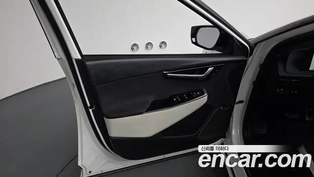 2022 Kia EV6 Long Range 4WD Sold VIN KNAC581CPNA076039 – dashboard 2022 Kia EV6 Long Range 4WD Sold VIN KNAC581CPNA076039 – dashboard