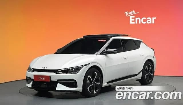 2022 Kia EV6 Long Range 4WD Sold VIN KNAC581CPNA076039 – trunk area 2022 Kia EV6 Long Range 4WD Sold VIN KNAC581CPNA076039 – trunk area